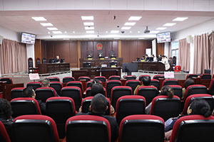 南昌西湖区法院公开开庭审理一起养老诈骗案件