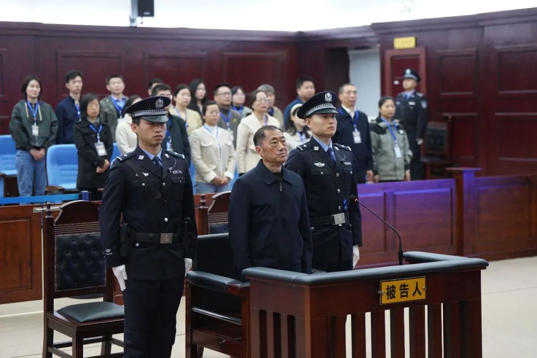 中国田径协会原主席于洪臣受贿案一审宣判